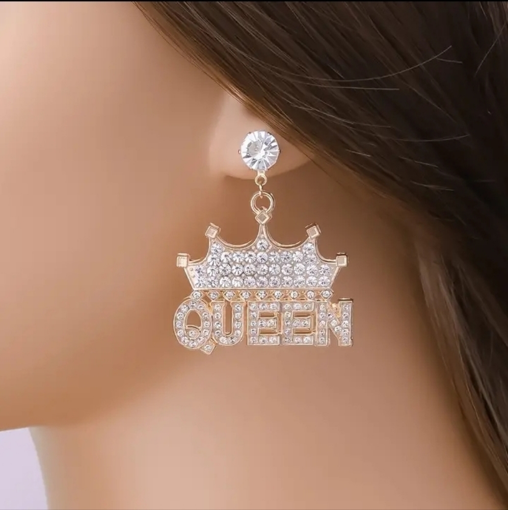 Woman earring